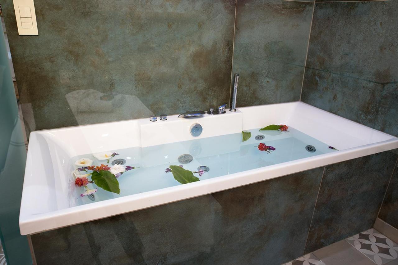 Edward Luxury * Chania (Crete)